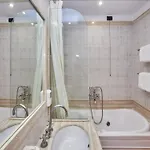 Ferienhaus Base Near Marco Simone Golf Course Rom