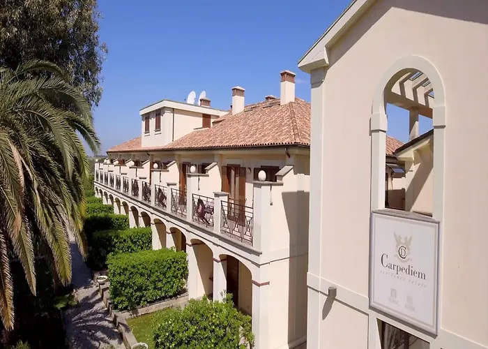 Base Near Golf Course Rom